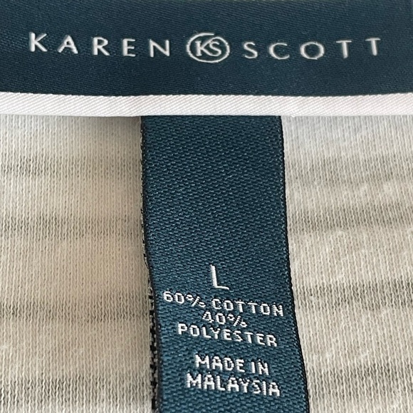 Karen Scott Floral Top - Picture 3 of 3